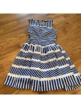LANDS END GIRLS BLUE WHITE NAUTICAL DRESS SIZE 7